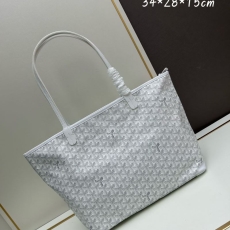 Goyard Shopping Bags